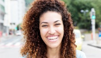 Dental Bonding to Comfortably Conceal Your Teeth Flaws