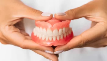 What Are Dentures, Their Types, Cost, Advantages & Aftercare Tips?